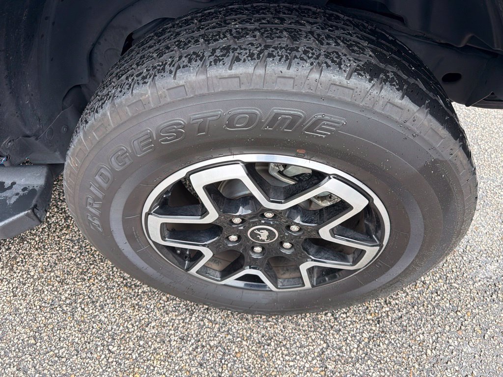 Used 2024 Ford Bronco Outer Banks AWD/4WD image 12