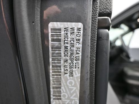 Used 2023 Jeep Grand Cherokee Altitude AWD/4WD image 50