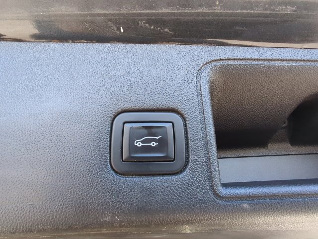 Used 2019 GMC Terrain SLT w/ Preferred Package AWD/4WD image 35