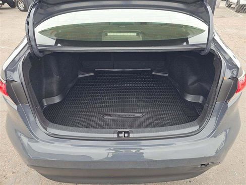 Used 2023 Toyota Corolla LE FWD image 9