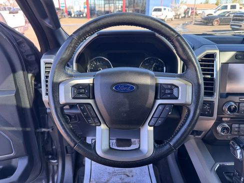 Used 2015 Ford F150 Lariat w/ Equipment Group 502A Luxury AWD/4WD image 11