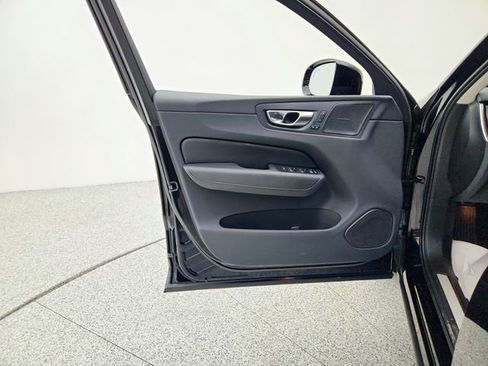 Used 2023 Volvo XC60 B5 Plus w/ Climate Package image 25