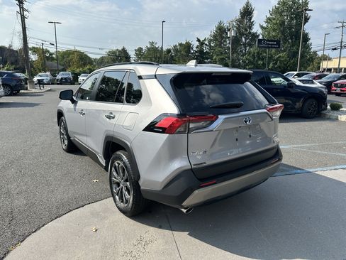 Used 2024 Toyota RAV4 Limited w/ Advanced Technology Package AWD/4WD image 5