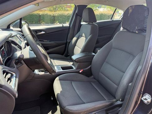 Used 2016 Chevrolet Cruze LS FWD image 16