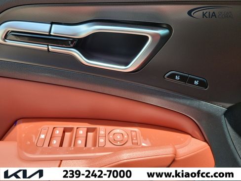 New 2026 Kia Sportage SX FWD image 23