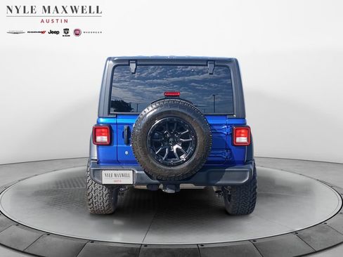 Used 2018 Jeep Wrangler Unlimited Sport S AWD/4WD image 15