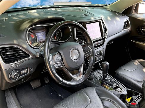 Certified 2021 Jeep Cherokee Limited image 13