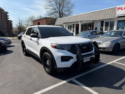 Used 2020 Ford Explorer 4WD Police Interceptor w/ Ultimate Wiring Package image 2