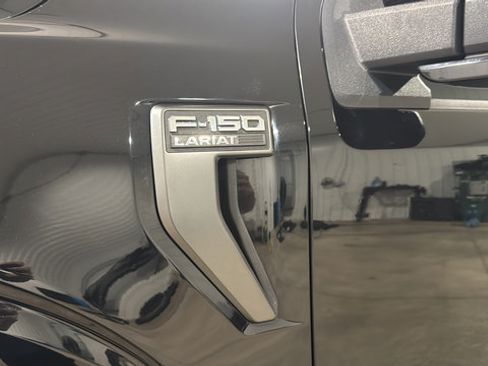 Used 2022 Ford F150 Lariat w/ Equipment Group 502A High AWD/4WD image 40