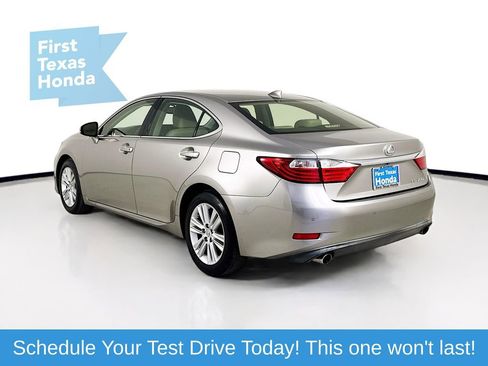 Used 2015 Lexus ES 350 w/ Premium Package image 6