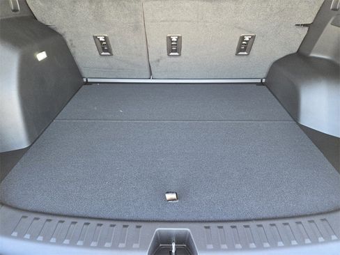 New 2026 Chevrolet Equinox ACTIV w/ Convenience Package III image 17