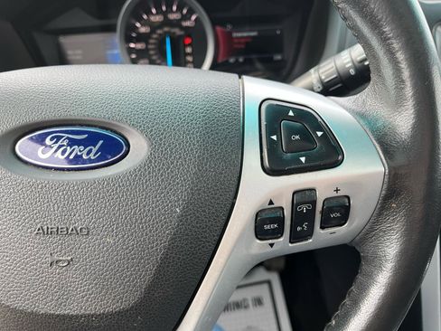 Used 2015 Ford Explorer XLT w/ Equipment Group 202A image 10