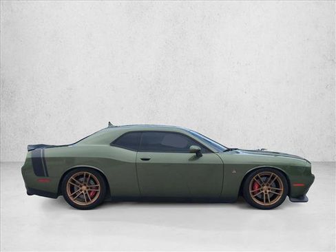 Used 2018 Dodge Challenger R/T Scat Pack RWD image 4
