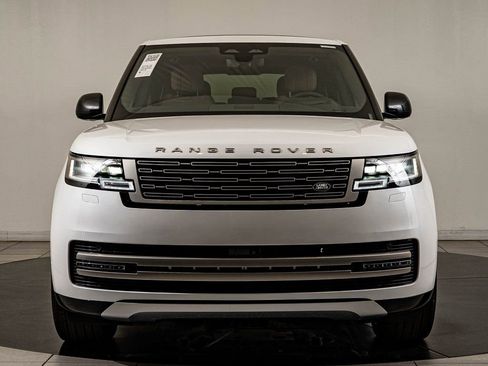 New 2026 Land Rover Range Rover Long Wheelbase SE AWD/4WD image 2