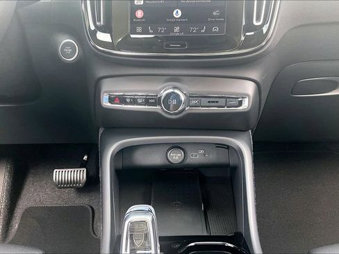 New 2026 Volvo XC40 B5 Ultra w/ Protection Package Premier AWD/4WD image 33