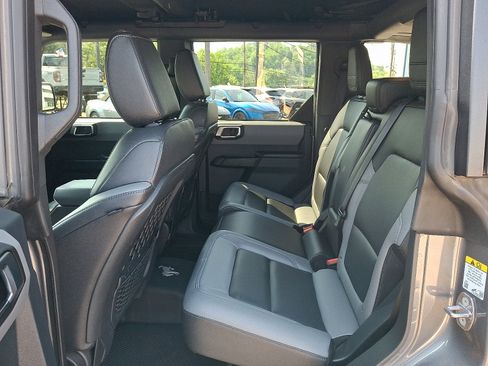 Used 2024 Ford Bronco Big Bend AWD/4WD image 10