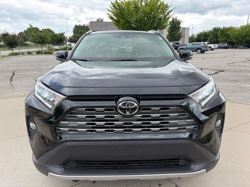 Used 2020 Toyota RAV4 Limited w/ Limited Grade Weather Package AWD/4WD image 3