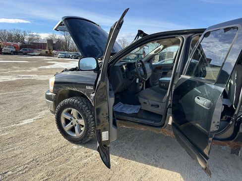 Used 2006 Dodge Ram 1500 Truck SLT w/ Quad Cab Big Horn Value Group image 10