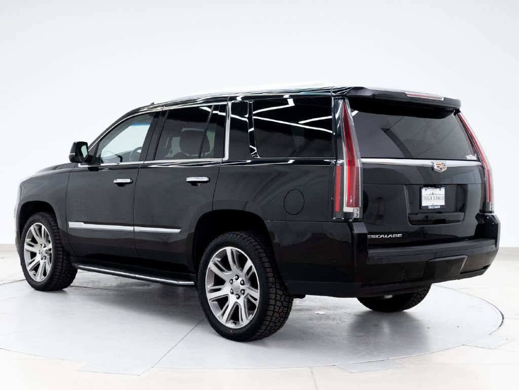 Used 2019 Cadillac Escalade Luxury AWD/4WD image 7