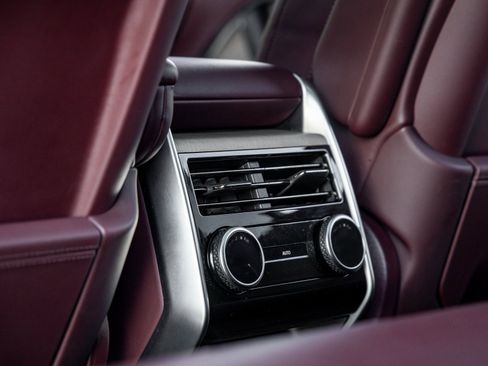 Used 2023 Land Rover Range Rover Autobiography image 35