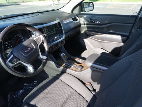 Used 2019 GMC Acadia SLE AWD/4WD image 9