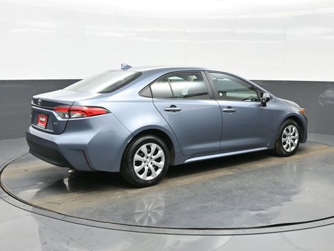 Used 2024 Toyota Corolla LE image 6