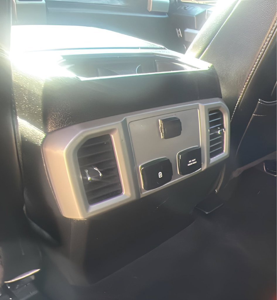 Used 2019 Ford F150 Lariat AWD/4WD image 16