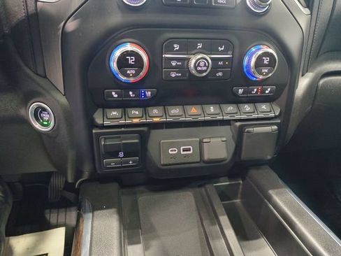Used 2021 GMC Sierra 1500 Denali w/ Denali Ultimate Package AWD/4WD image 15