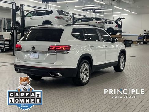 Used 2022 Volkswagen Atlas SE w/ Panoramic Sunroof Package image 11