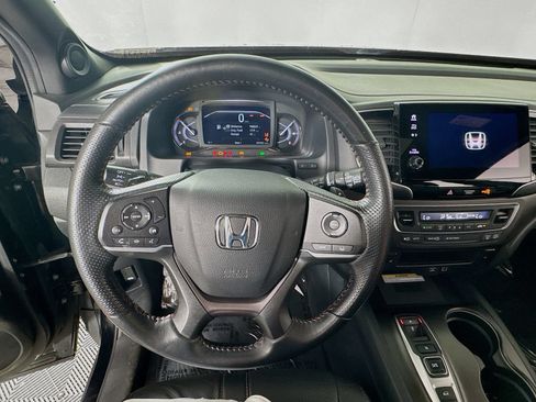 Used 2023 Honda Passport TrailSport image 13