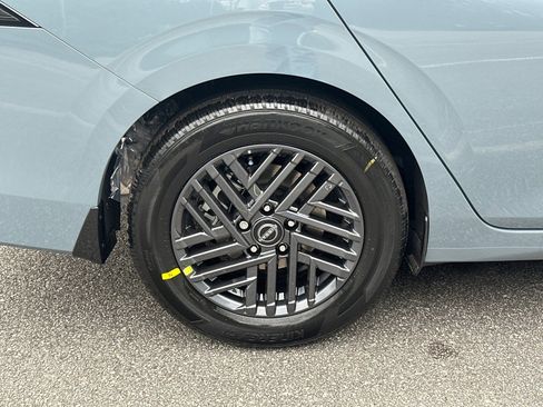 New 2026 Nissan Sentra SV image 17