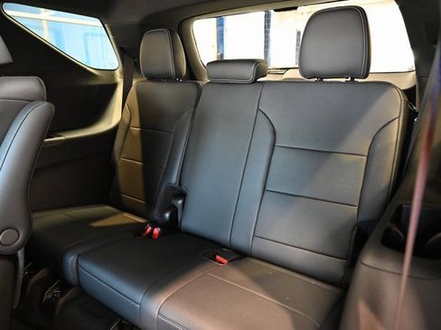 New 2026 Chevrolet Traverse LT w/ Driver Confidence Package image 12