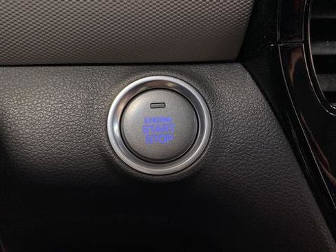 Used 2020 Hyundai Ioniq SEL FWD image 23