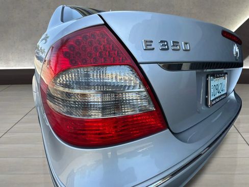 Used 2008 Mercedes-Benz E 350 Sedan image 57