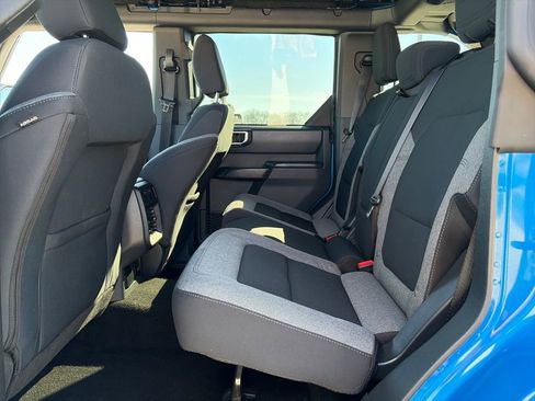 Used 2025 Ford Bronco Big Bend image 33