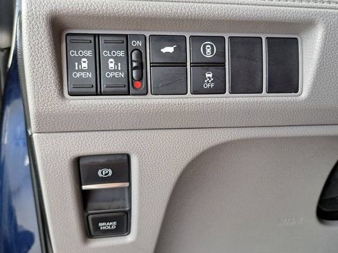 Used 2024 Honda Odyssey EX-L image 13