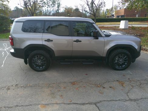 Used 2024 Toyota Land Cruiser 1958 image 18