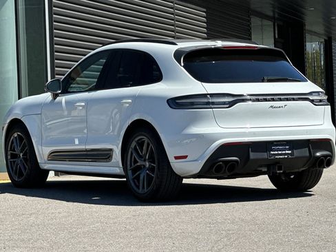 Used 2025 Porsche Macan Turbo AWD/4WD image 3