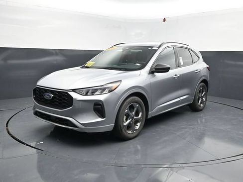 Used 2024 Ford Escape ST-Line FWD image 4