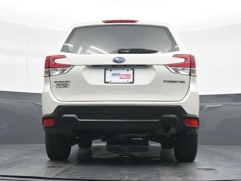 Used 2022 Subaru Forester image 21