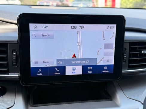 Used 2022 Ford Explorer XLT w/ Equipment Group 202A AWD/4WD image 41