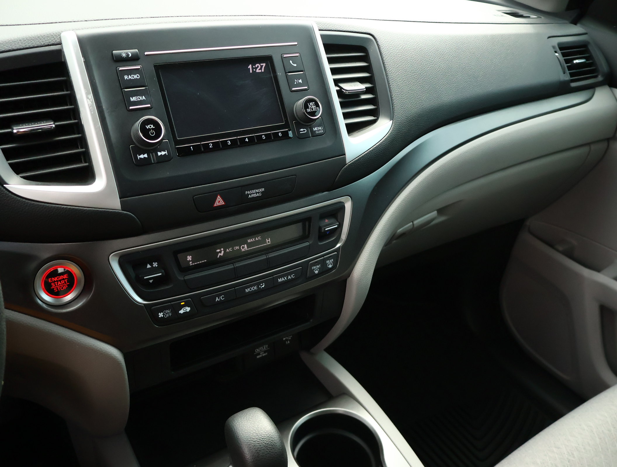 Used 2019 Honda Ridgeline RT image 16
