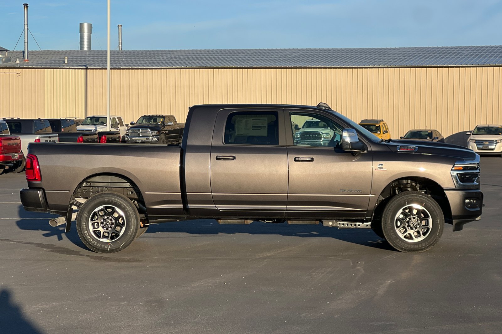 New 2026 RAM 3500 Laramie w/ Towing Technology Group AWD/4WD image 7