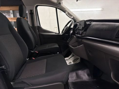 Certified 2025 Ford Transit 250 Low Roof w/ Exterior Upgrade Package RWD image 31