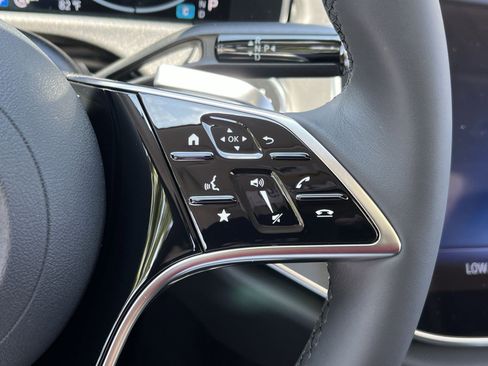 New 2026 Mercedes-Benz E 350 4MATIC Sedan image 30