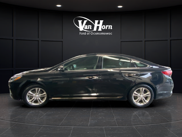 Used 2019 Hyundai Sonata Sport w/ Tech Package 03 FWD image 4