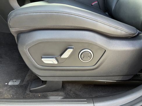 Used 2025 Hyundai Santa Fe SEL AWD/4WD image 22