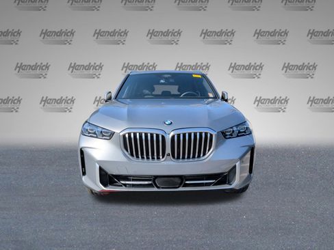 Certified 2024 BMW X5 xDrive40i w/ Premium Package image 5