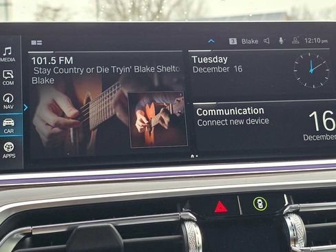 Used 2023 BMW X5 xDrive45e w/ Climate Comfort Package image 28