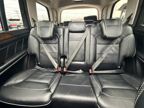 Used 2014 Mercedes-Benz GL 550 4MATIC image 42